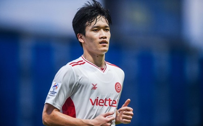 Hoàng Đức Cầu Thủ: Tài Năng Điềm Tĩnh Và Trụ Cột Mới 3 Hoàng Đức tại Viettel: Trái tim trong sơ đồ chiến thuật