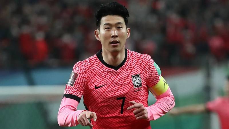 Cầu Thủ Son Heung Min - Biểu Tượng Bóng Đá Châu Á 7 Son Heung Min trong mắt người hâm mộ châu Á